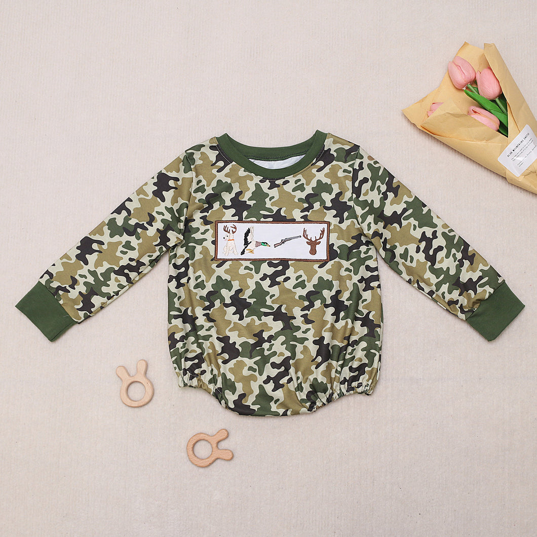 Camo Hunt Boy Bubble