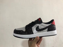 Load image into Gallery viewer, Check Shoe
