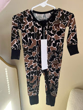 Load image into Gallery viewer, Camo Bamboo Pjs
