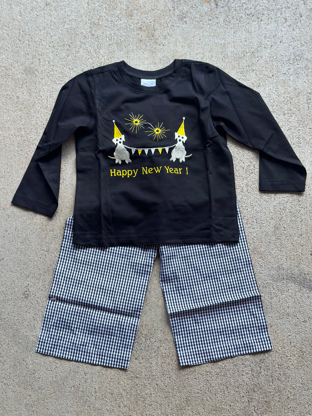 Happy New Year Checkered Set