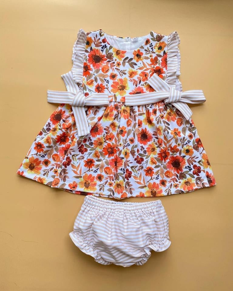 Orange Flower Bloomer