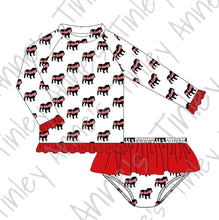 Load image into Gallery viewer, Rashguard Bulldog  Swim
