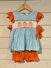 Load image into Gallery viewer, Pumpkin Embroidered Sibling Sets
