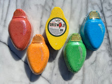 Load image into Gallery viewer, Griswold&#39;s Christmas Light Bulb Bath Bomb
